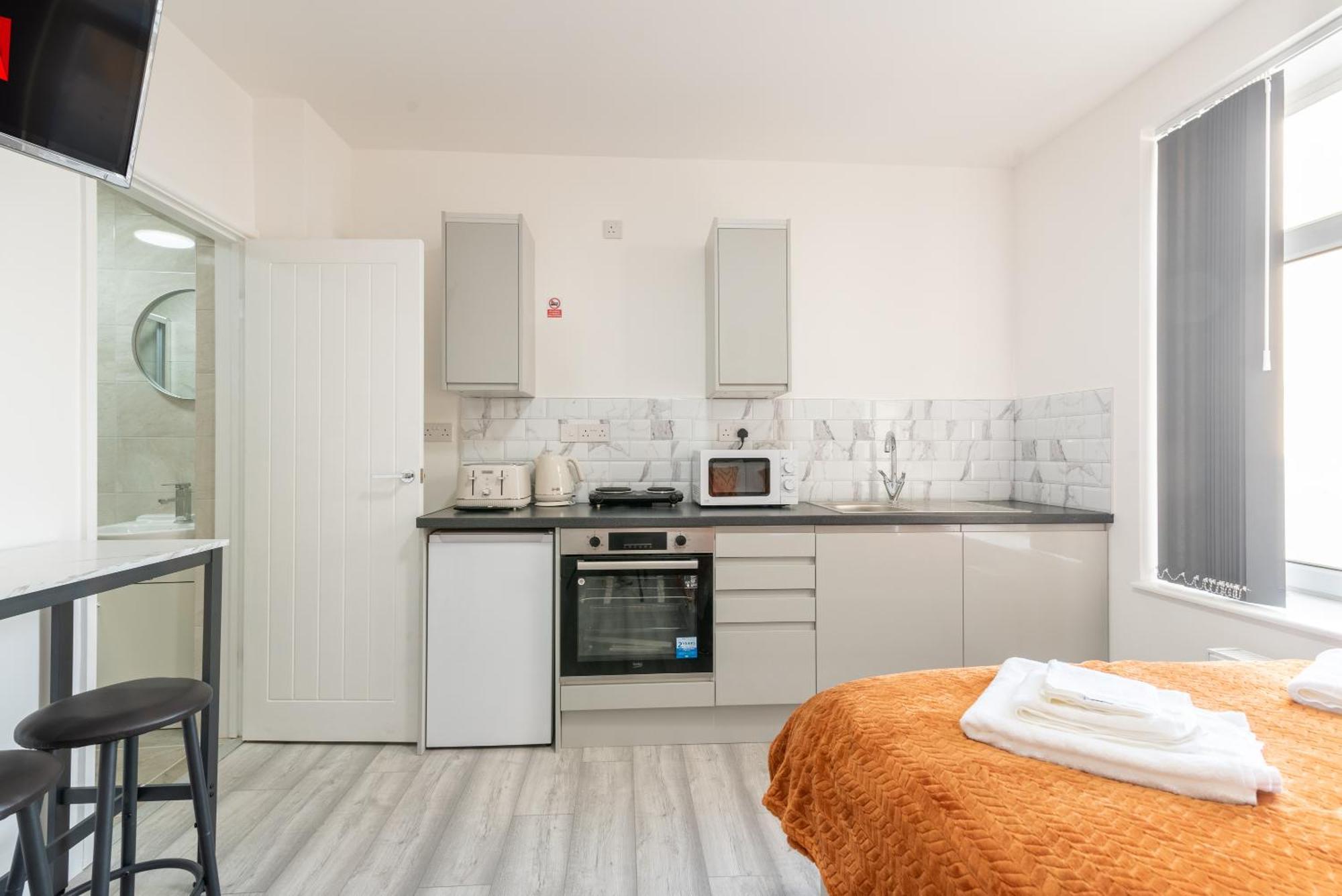 Cosy Cardiff Apartments - Garden Lounge Экстерьер фото